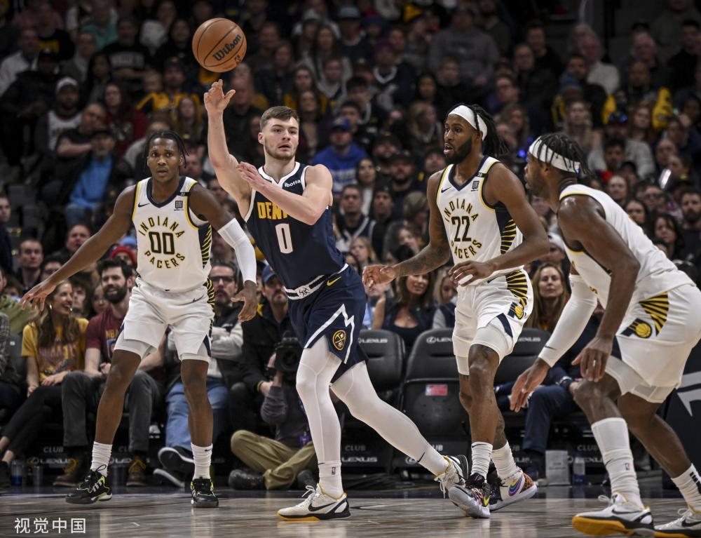 他以出色的 他以出色的